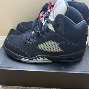 Jordan’s Men's retro 5s